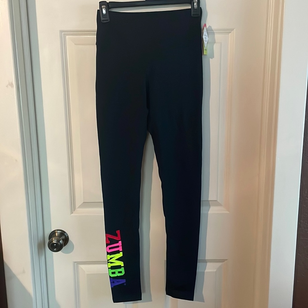 Medium Zumba Ankle Leggings - Brand new - Tags still on!